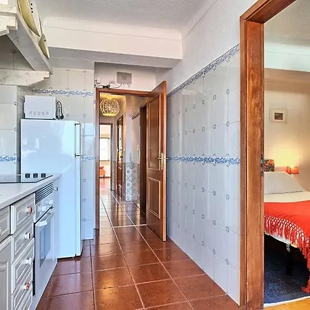 Centre Avec Vue Incroyable Sur La Mer Lisboa