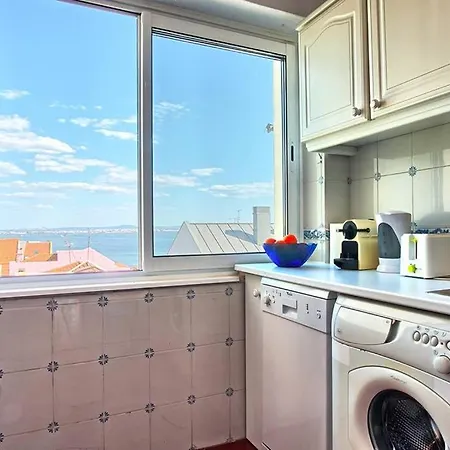 Apartamento Centre Avec Vue Incroyable Sur La Mer Lisboa