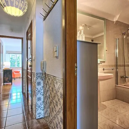 Centre Avec Vue Incroyable Sur La Mer Daire *